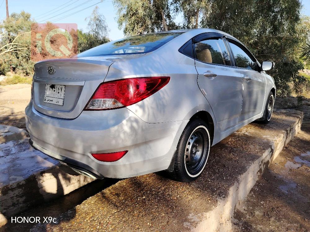 Hyundai Accent